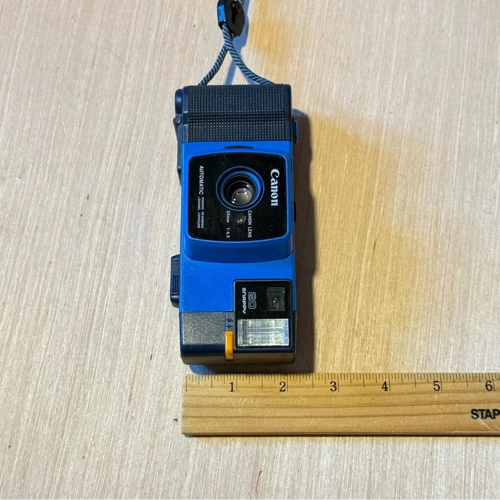 Canon Snappy 20 BLUE 35mm 1:4.5 Point & Shoot Film Camera Broken “Parts/Repair”